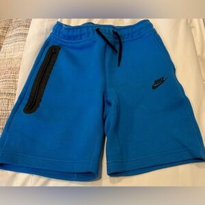 Nike Blue Athletic Shorts Relaxed Fit